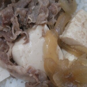 味付けはめんつゆだけの超簡単な 牛丼 レシピ 作り方 By ラズベリっち 楽天レシピ 味付けはめんつゆだけの超簡単な 牛丼 レシピ 作り方 By ラズベリっち 楽天レシピ